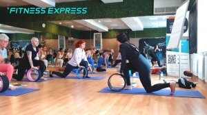 YOGA WHEEL BALANCE .  Развитие баланса с использованием йога-колеса