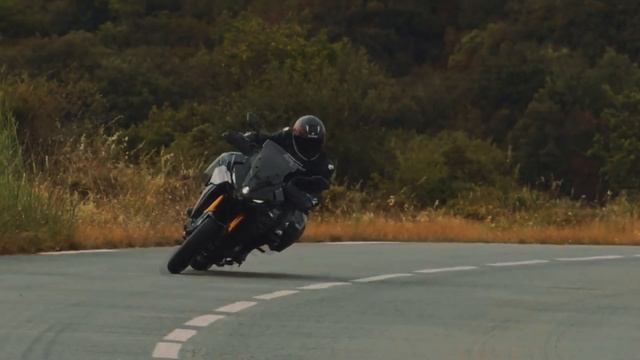 Suzuki GSX 100 GX - Sporty New Crossover смотреть онлайн