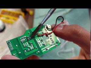 Ремонт зарядного устройства с заводским браком.