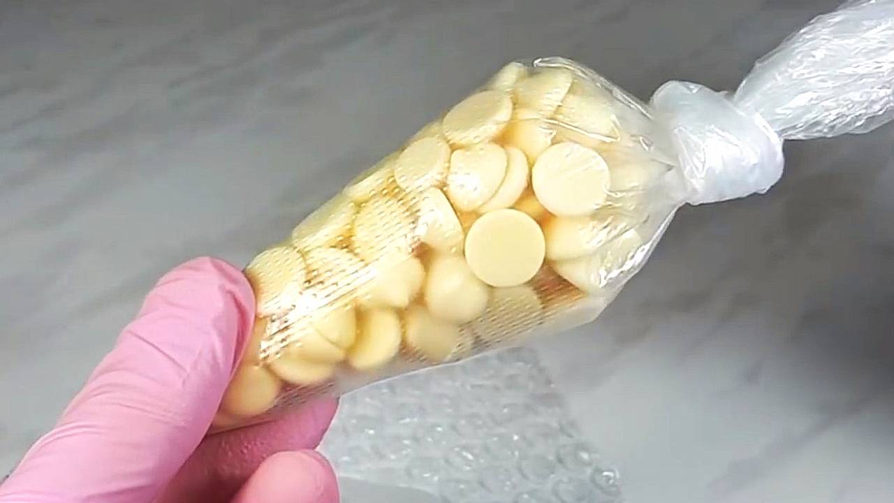  Как правильно растопить шоколад в домашних условиях: 3 простых способа 