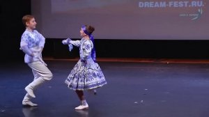 Народный танец "А я по лугу".