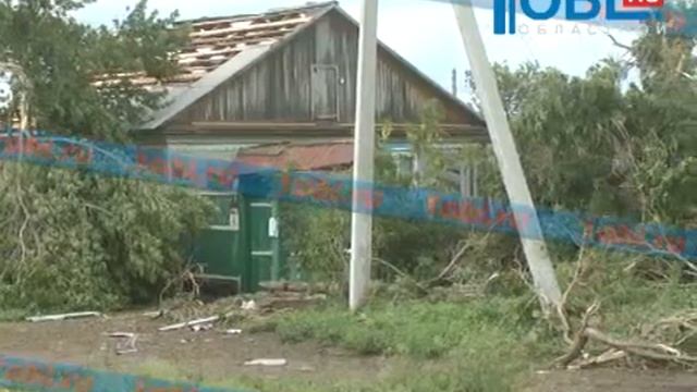 В Наталинке отец спас сына-младенца от разбитого ураганом окна смотреть онлайн