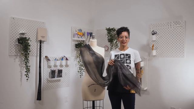 Mood Fabrics Sleek Organza смотреть онлайн