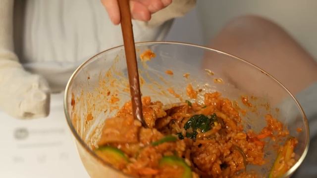 미소와 함께 ❤ 즉석 양푼 비빔밥 육아 먹방 쏘영 Korean Food Bibimbap eatingshow with baby (miso 💕) Mukbang ASMR Ssoyoun смотреть онлайн