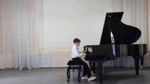 Г.Пахульский "В мечтах" исп. Харисов Амин, 12 лет, 4 класс.