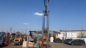 Боковой вилочный погрузчик Alise (Combilift)