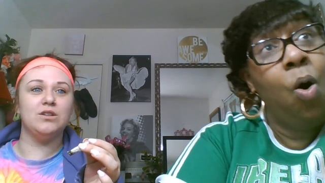 Canna Talk Tuesday Happy 4/20 With Shanniggings Just For Lol смотреть онлайн