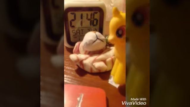 История как Пинки пай и Флаттершай уехали в отпуск,но вскоре потеряли свои билеты в отданном багаже смотреть онлайн