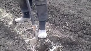 Как облегчить копание лопатой. Приспособление своими руками.