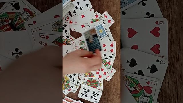 ЧТО БЫ ОН ХОТЕЛ СКАЗАТЬ ВАМ, НО НЕ МОЖЕТ. смотреть онлайн