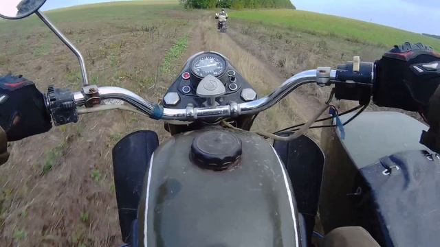 Мотоцикл Урал по полям смотреть онлайн