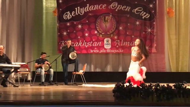 Baimurunova Aruna with orchestral band “Al Azdeeka”, the song “ Alf Leila wa Laila” смотреть онлайн