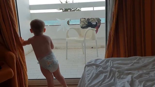 Кому отпуск, а кому делом надо заниматься. смотреть онлайн