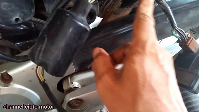 Tutorial cara belajar memahami sistem kelistrikan dan pengapian AC pd motor jenis karbu bagi Pemula смотреть онлайн