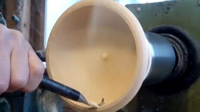 Учимся профессионально точить древесину №25.С наступающим ВАС!!! смотреть онлайн