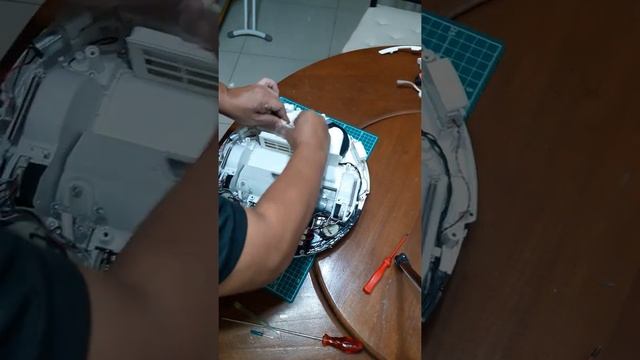 หุ่นยนต์ดูดฝุ่นXiaomi ไม่พ่นน้ำแก้ได้ смотреть онлайн