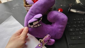 играем и изучаем букву G английского алфавита лор, детские игрушки буквы лора, alphabet lore