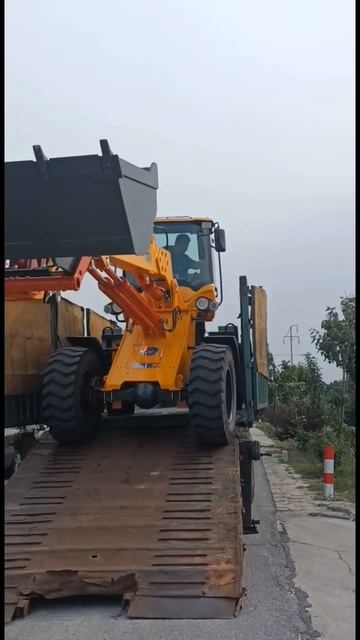 Погрузчик отгрузка клиенту в РФ. Shanghai Spectech Machinery смотреть онлайн