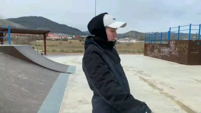 Обучение Ильи, рофл над Егором, играем в скут💫🤙🏼