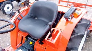 Τρακτεράκι KUBOTA B 1702-M - www.trakterakia.gr
