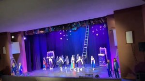 "Выше звезд" финал спектакля "Питер Пен"