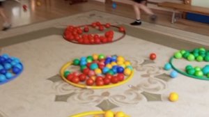 Физкультурное занятие в средней группе, подвижная игра на закрепление основных цветов