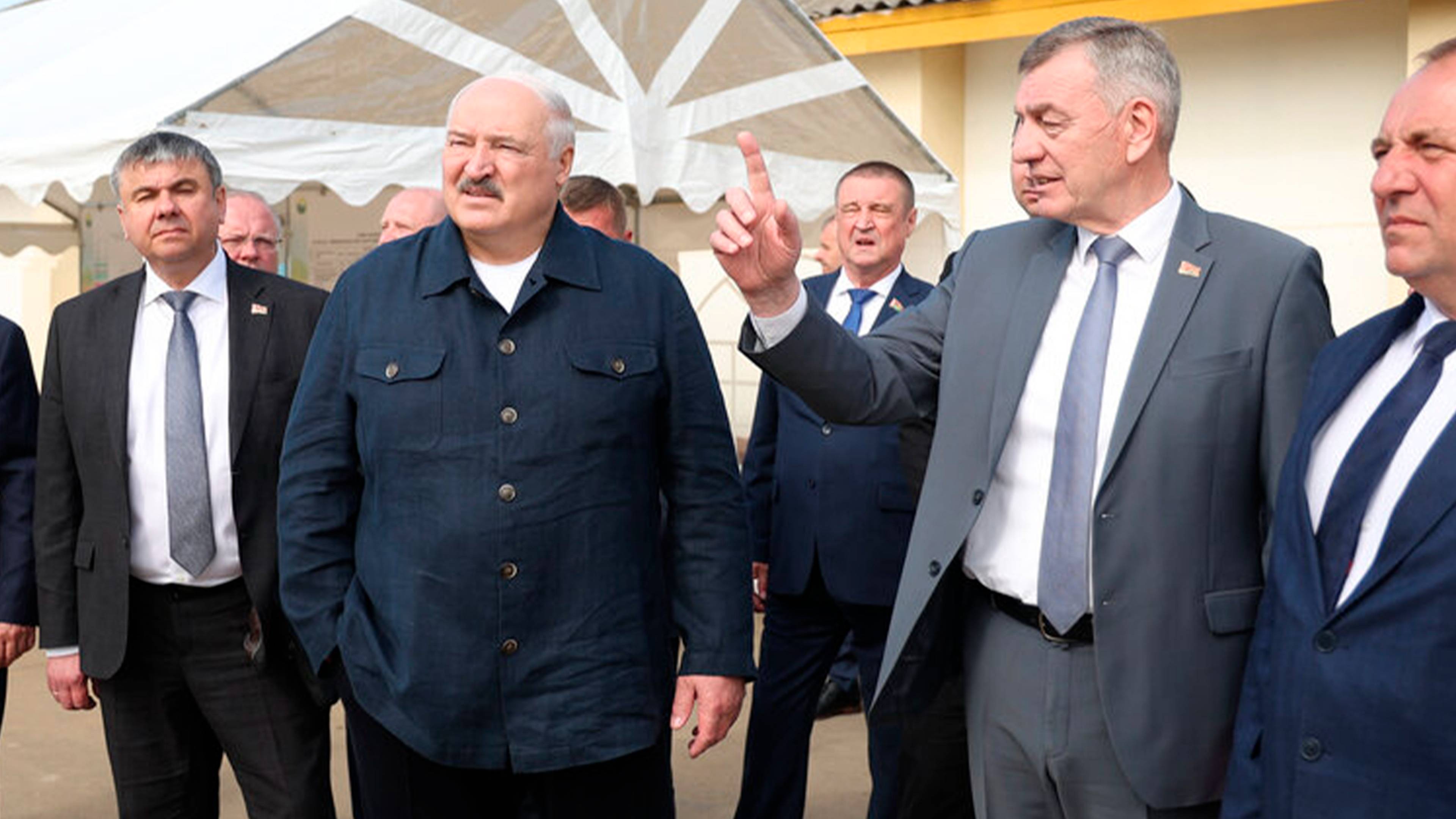 Лукашенко оценил ход реконструкции агрокомплексов в Могилевской области
