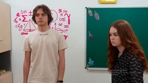 ИГРАЕМ в БУТЫЛОЧКУ! ЦЕЛУЕМСЯ пока ДИРЕКТОР не ВИДИТ! реакция на фанни френдс