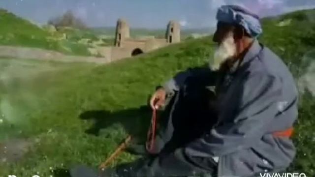 Ман тарихи зиндагиро аз падар омухтам смотреть онлайн