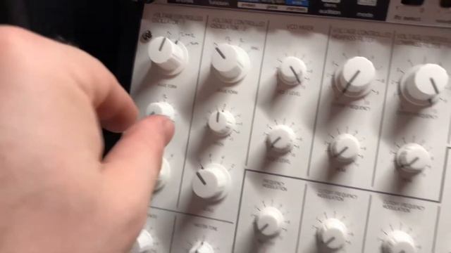 KORG MS-20mini & KONTAKT 60/200 💪👌👍 смотреть онлайн