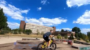 Трюки на BMX, легко и просто. Езда, прыжки, развороты