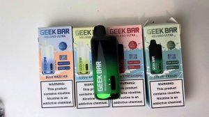 جيك بار 10.000 سحبه ميلوسو الترا - geek bar meloso ultra