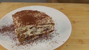 Яблочный торт за 5 минут, без духовки и сахара. Рецепт торта на сковороде_
