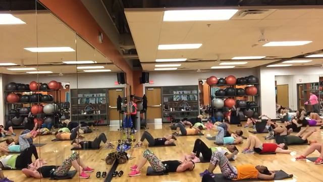 Black Widow- Hip Hop Abs смотреть онлайн