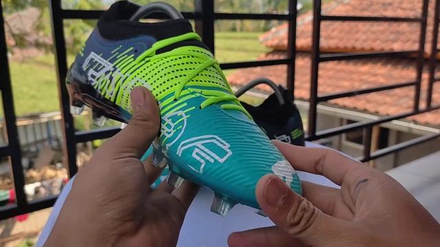 sepatu bola puma future z neymar terbaru. sepatu replika kualitas tiada tara. смотреть онлайн