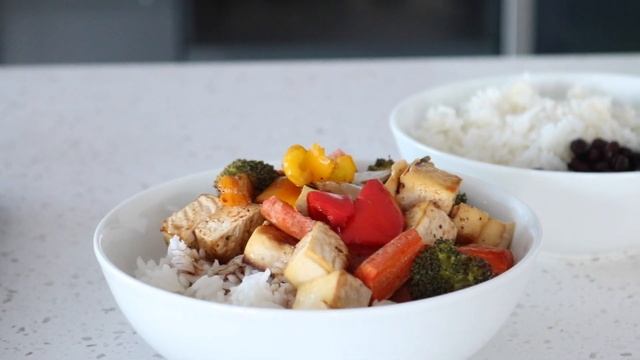 Easy and Healthy Vegan Meal Prep смотреть онлайн