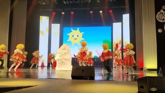 Ванечка лучик от Солнышка!! Оттаили Снегурку!!3 января 2024 г. смотреть онлайн