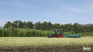 Трактор Fendt Vario 1050 и борона Промагро Доминанта 720