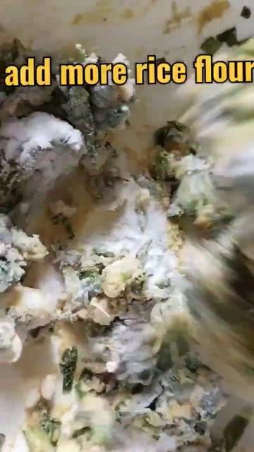 #spring onion leaves breakfast #healthy fiber rich breakfast #pyaaj bhaji vadi смотреть онлайн