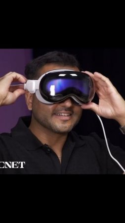 Apple разрабатывает две новые версии гарнитуры Vision Pro.
