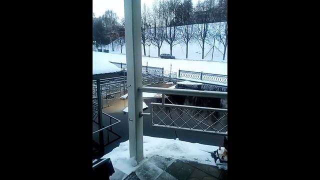 В Ярославле на набережной затопило часть ресторана ВОЛЖСКАЯ ЖЕМЧЮЖИНА смотреть онлайн