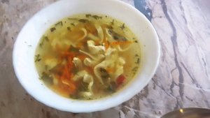 Куриный суп с домашней лапшой