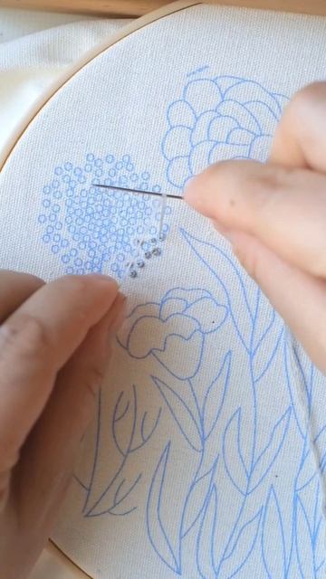 Вышивка гладью French Knots / Французские узелки #embroidery #вышивка # frenchknots смотреть онлайн