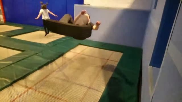 14.01.17. Данил и Батут часть 2. 120 кадров в секунду. смотреть онлайн