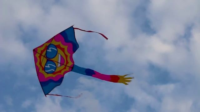 наше время в Лазурном смотреть онлайн