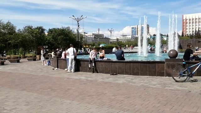 Площадь Ленина в субботу смотреть онлайн