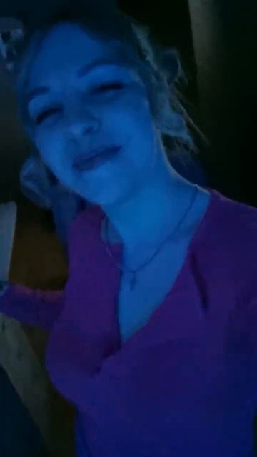 нам друг от друга сносит крышу... смотреть онлайн