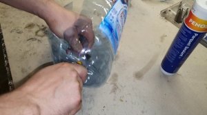 как удобнее хранить баллоны герметика
