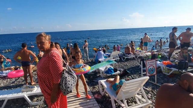Имеретинка Адлер. Пляж Сочи Парк. Обновление, красота. Какое море! 30 июля 2024. смотреть онлайн