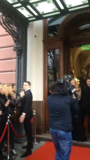 Перис Хилтон во Львове смотреть онлайн